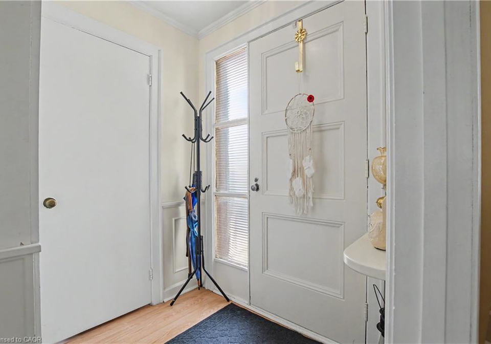 39-henry-street-cambridge-ontario-40850330
