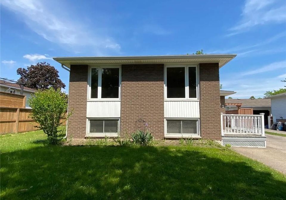 92-leaside-drive-welland-ontario-40850345