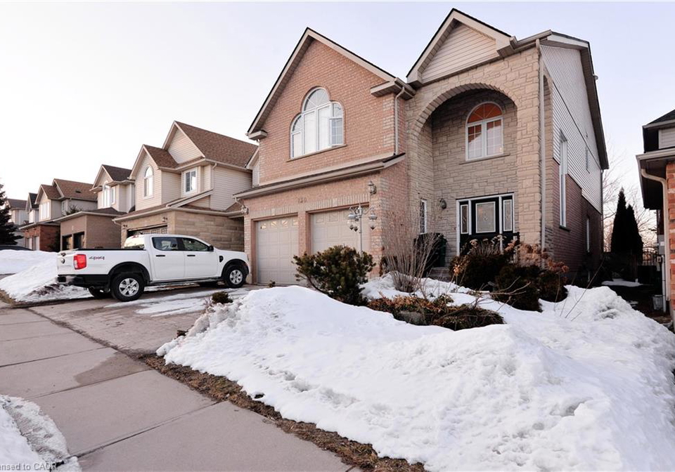 230-doon-mills-drive-kitchener-ontario-40850346