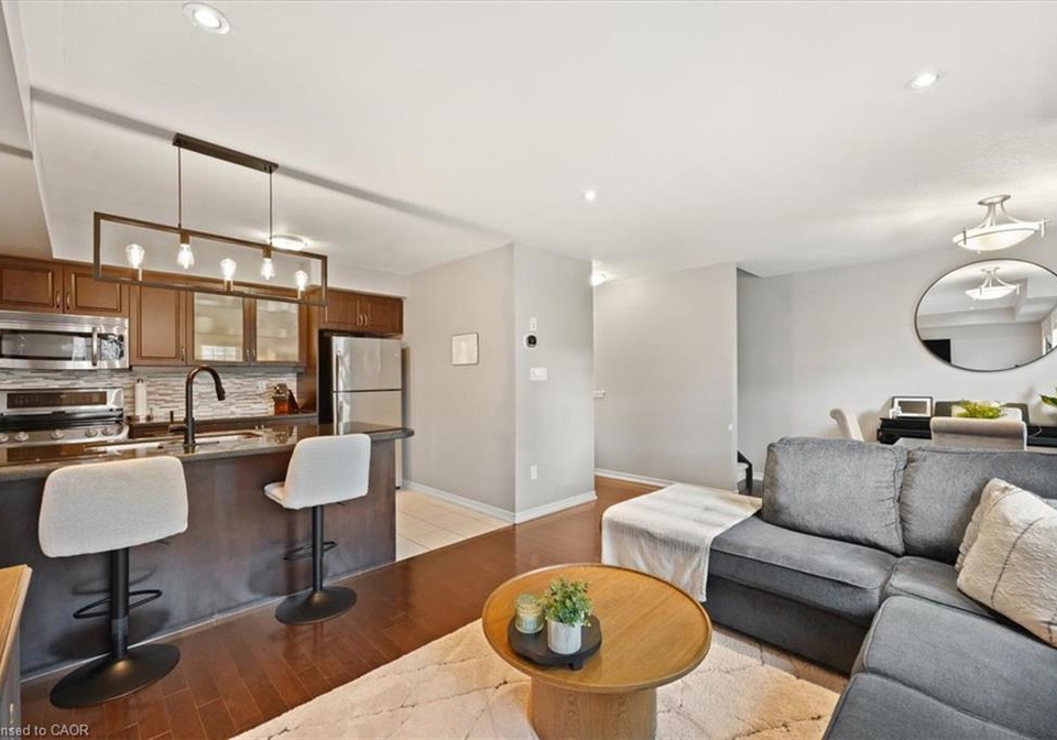 7-sirente-drive-hamilton-ontario-40850355