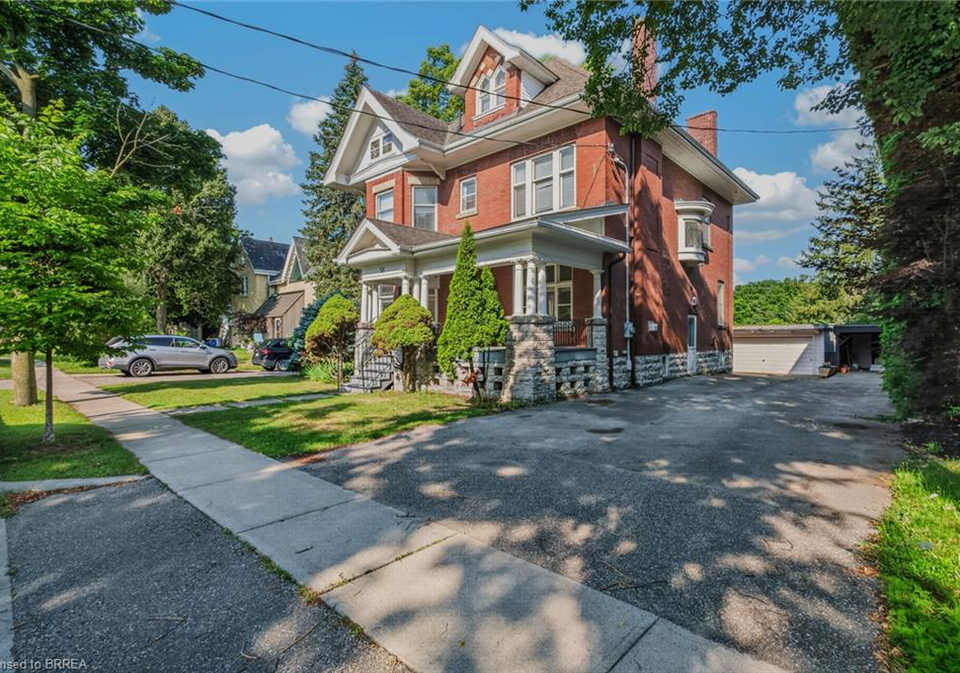 58-lorne-crescent-brantford-ontario-40850356