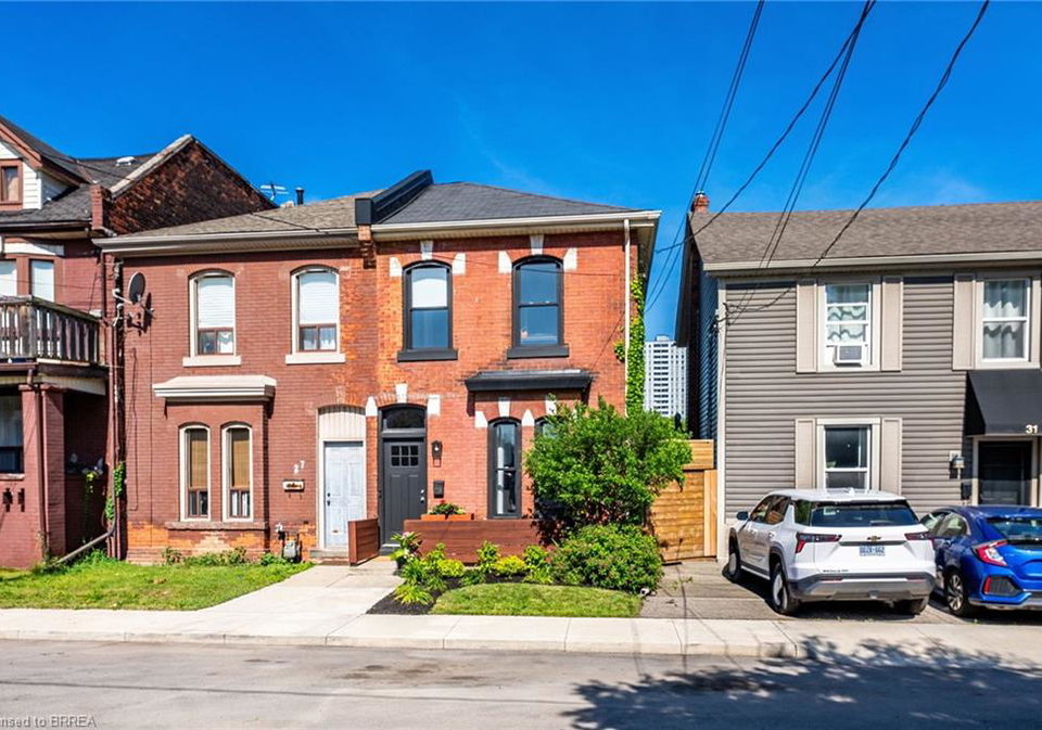 29-railway-street-hamilton-ontario-40850372