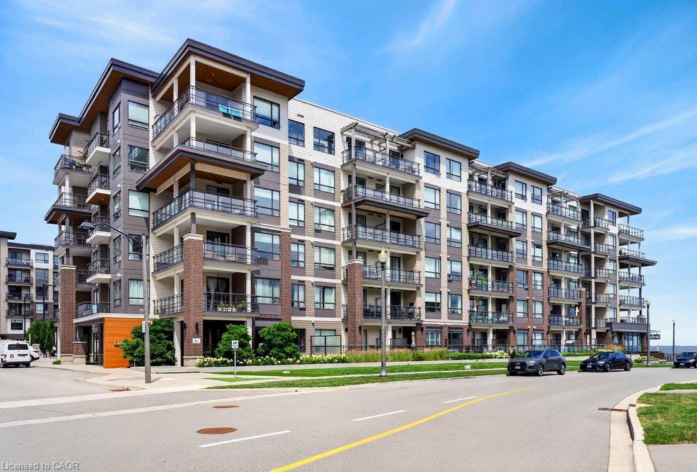 10-esplanade-lane-grimsby-ontario-40850387