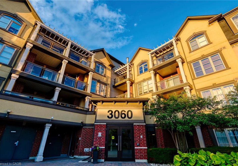 3060-rotary-way-burlington-ontario-40850402