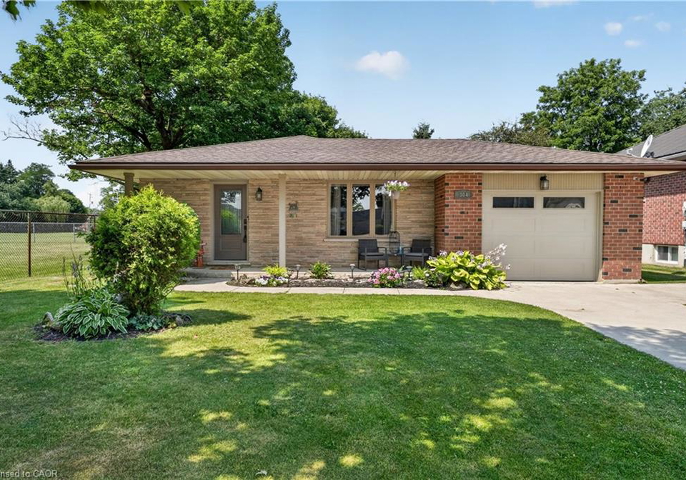 304-eliza-street-arthur-ontario-40850410