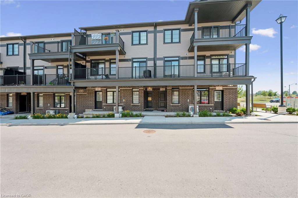 8-oat-lane-kitchener-ontario-40850427