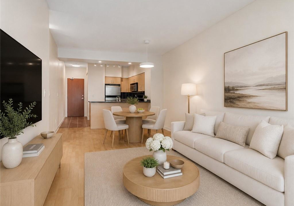 219-fort-york-boulevard-toronto-ontario-40850433