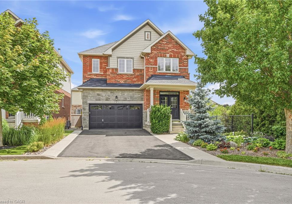 4-bousfield-court-waterdown-ontario-40850435