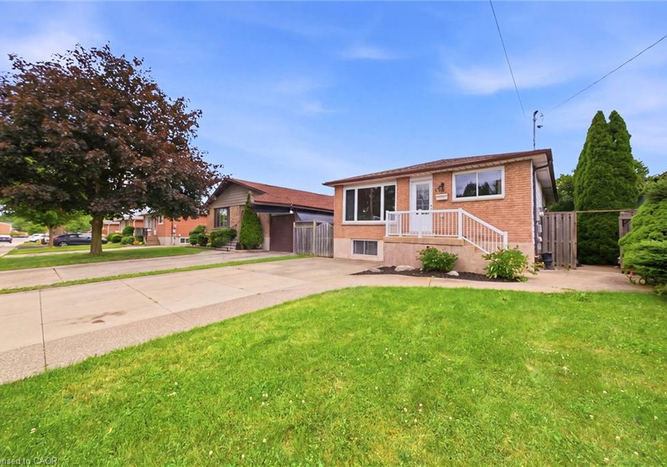 59-aterno-drive-hamilton-ontario-40850438