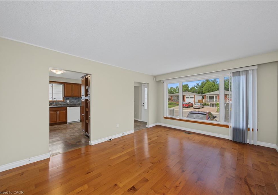 59-aterno-drive-hamilton-ontario-40850438