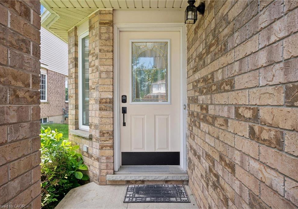 26-critcher-avenue-cambridge-ontario-40850441