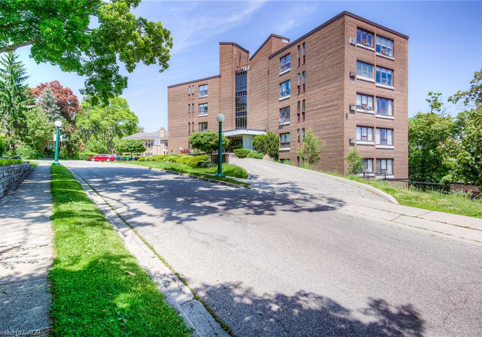 26-wentworth-avenue-cambridge-ontario-40850443