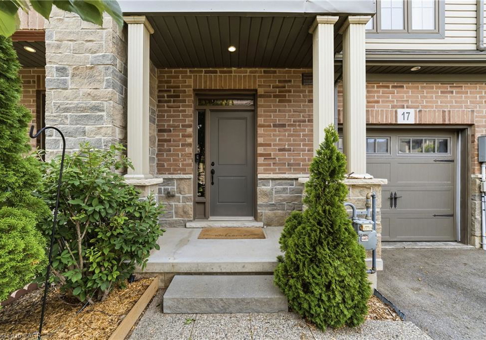17-southshore-crescent-stoney-creek-ontario-40850457