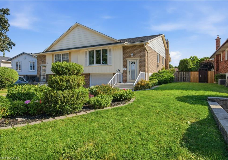 56-brookstream-court-hamilton-ontario-40850463