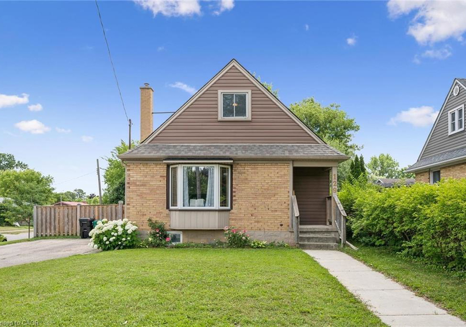 129-florence-avenue-kitchener-ontario-40850492