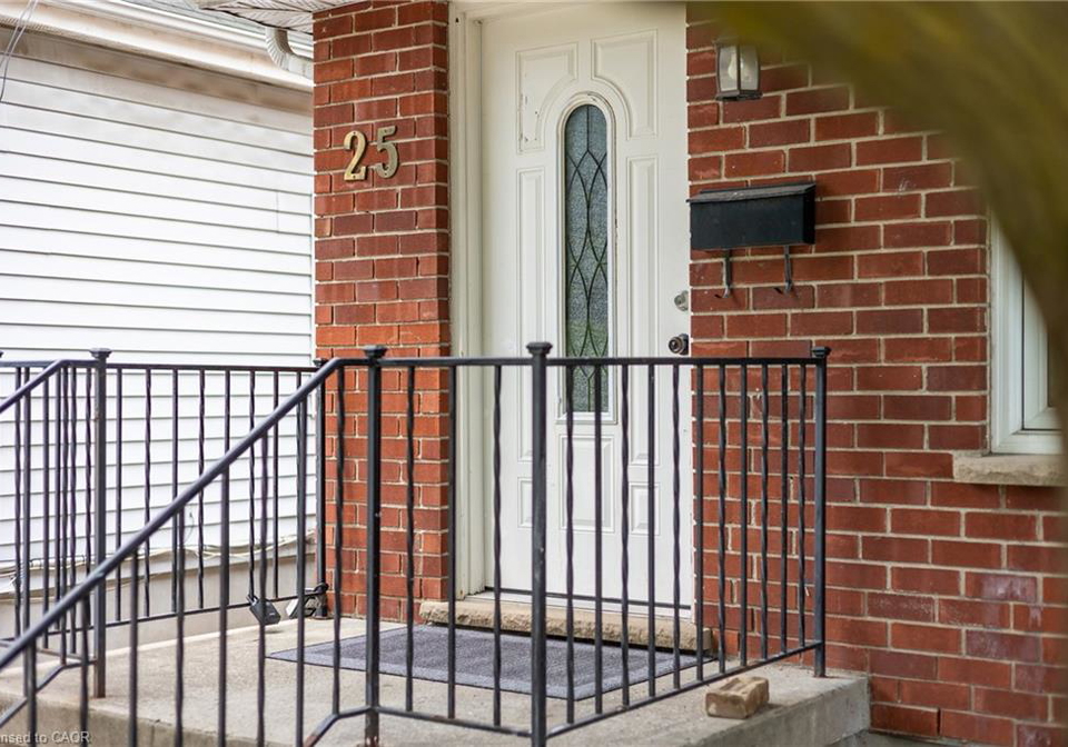 25-saunby-street-london-ontario-40850497