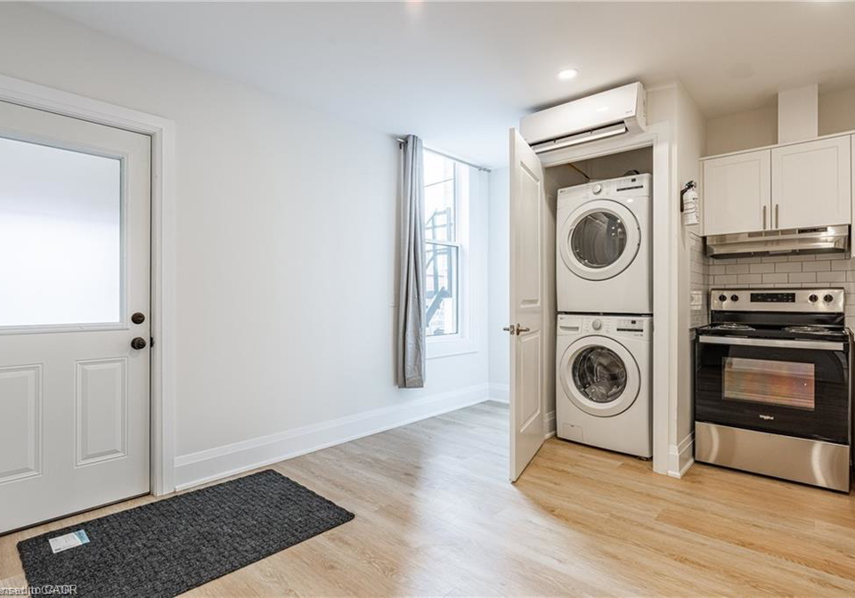 106-east-avenue-s-hamilton-ontario-40850501