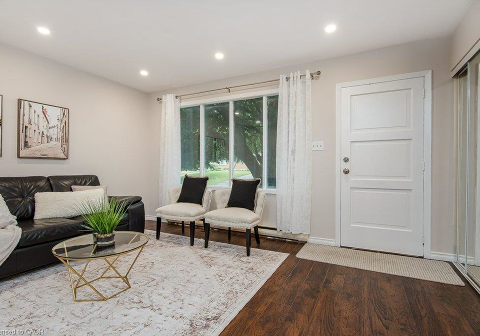 185-cedarvale-crescent-waterloo-ontario-40850502
