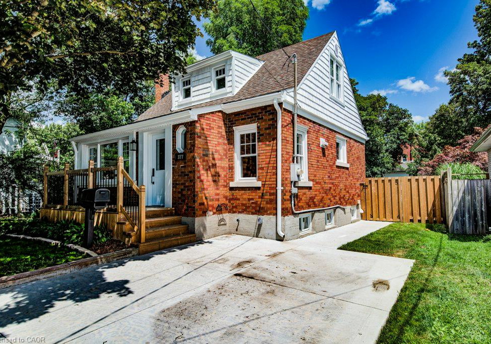 377-hedley-street-cambridge-ontario-40850525