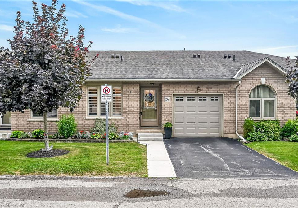 40-braemar-avenue-caledonia-ontario-40850536