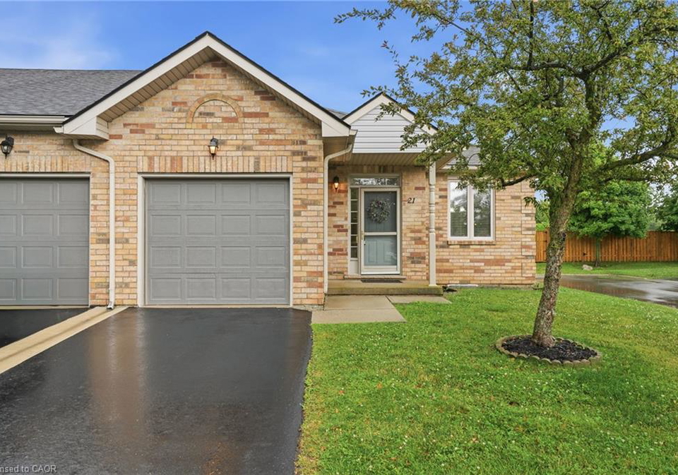 21-cathy-drive-mount-hope-ontario-40850538