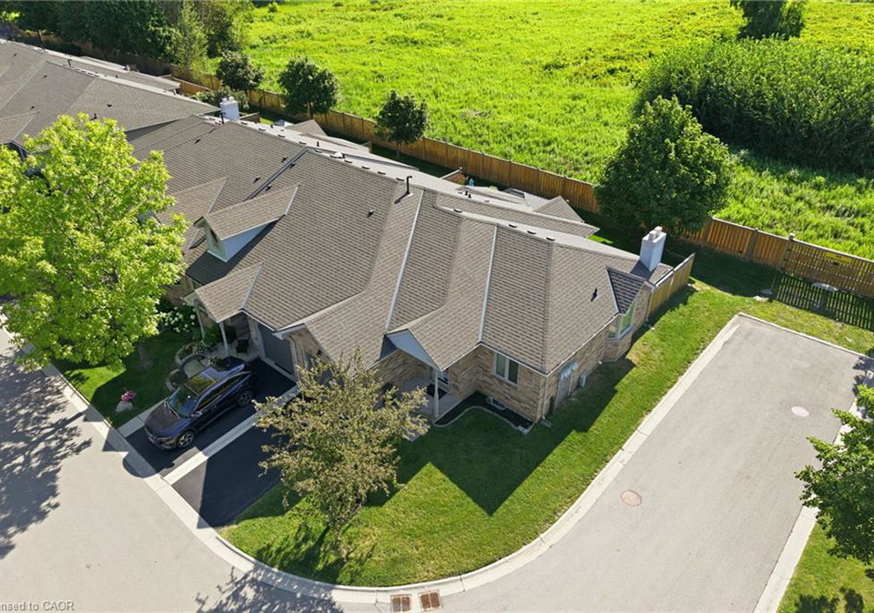 21-cathy-drive-mount-hope-ontario-40850538