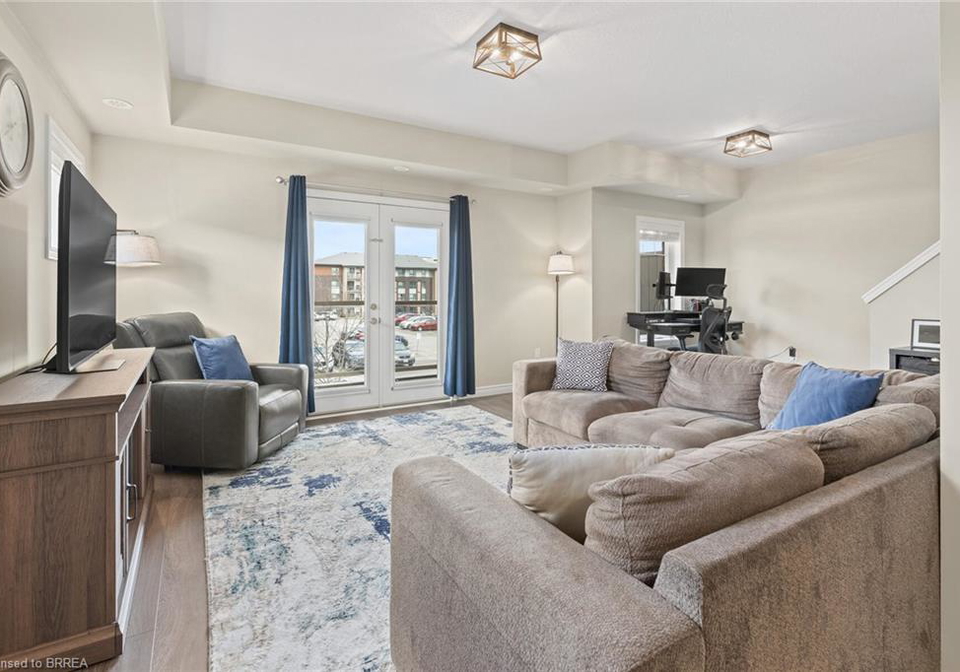 39-kay-crescent-guelph-ontario-40850565