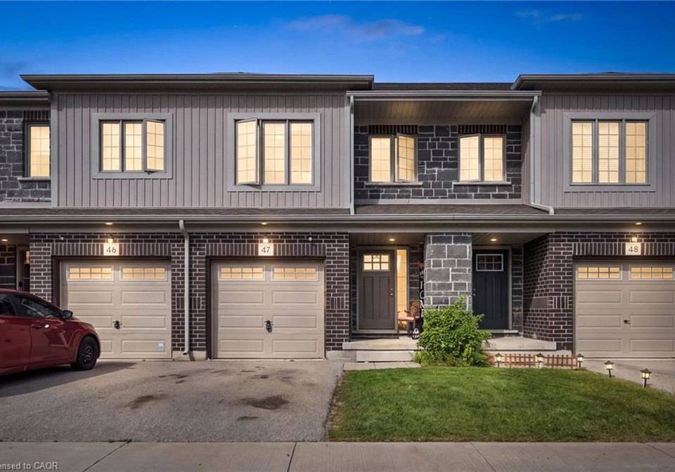 135-hardcastle-drive-cambridge-ontario-40850588