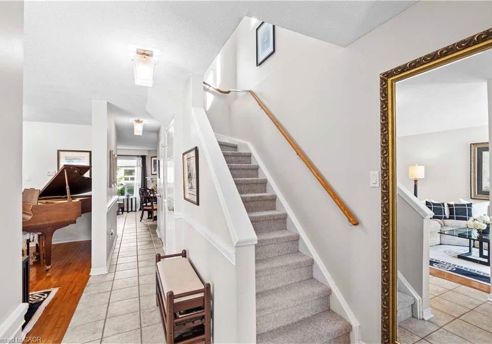 2272-mowat-avenue-oakville-ontario-40850591