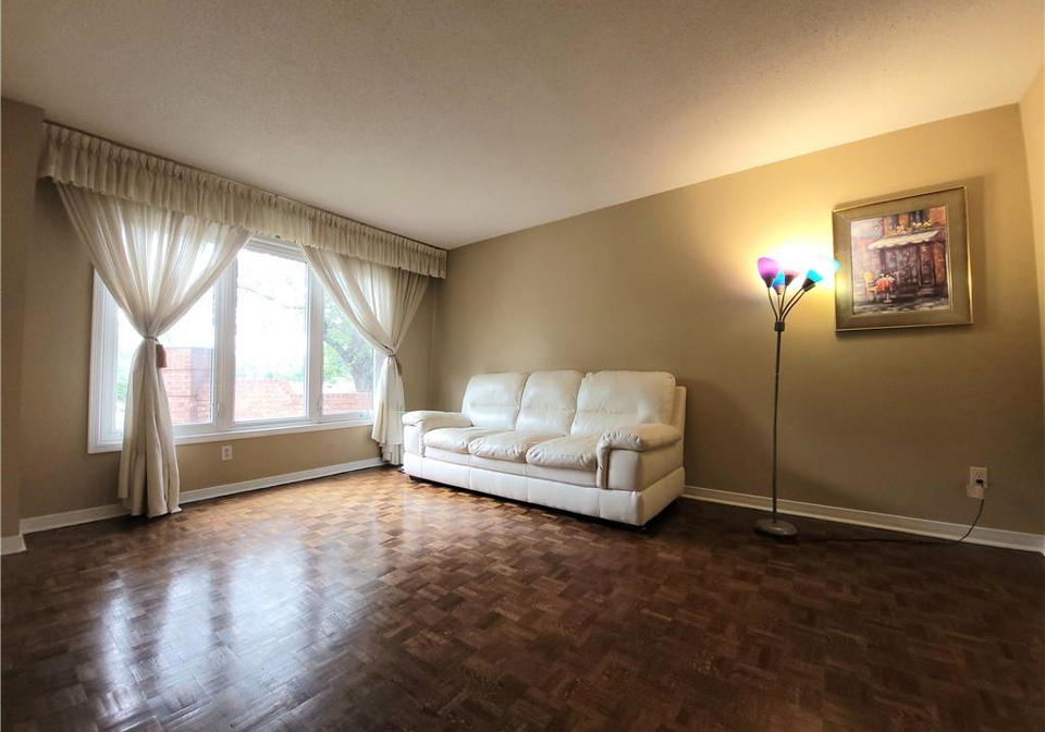 6-edgecroft-trail-thornhill-ontario-40850600