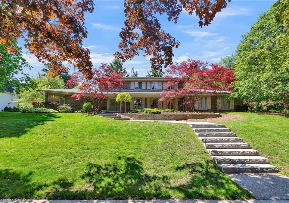 61-huntley-crescent-kitchener-ontario-40850615
