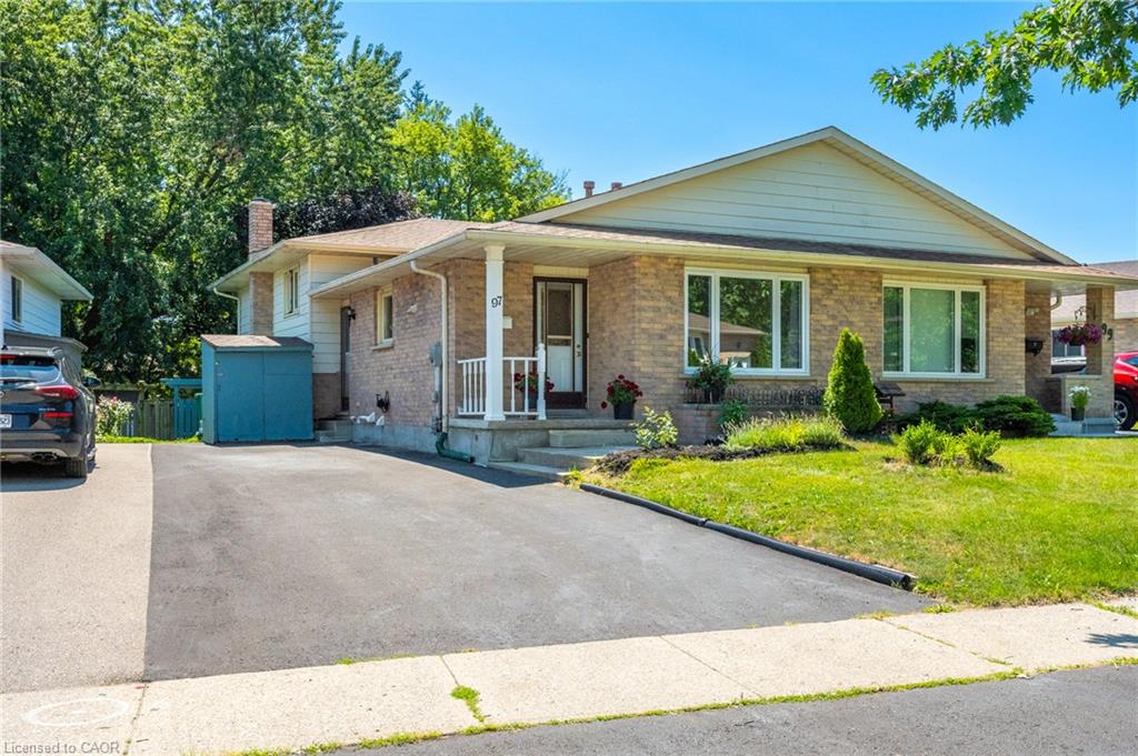 97-uxbridge-crescent-kitchener-ontario-40850618