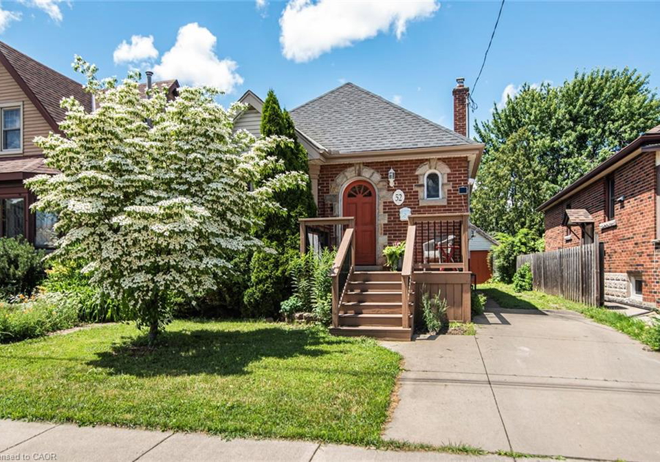 52-cameron-avenue-s-hamilton-ontario-40850670