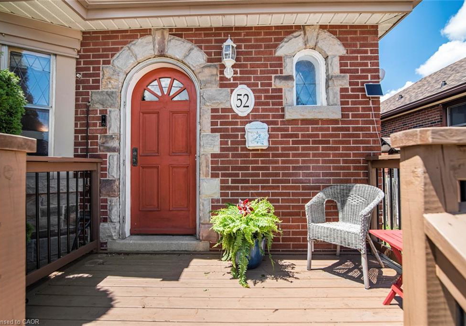 52-cameron-avenue-s-hamilton-ontario-40850670
