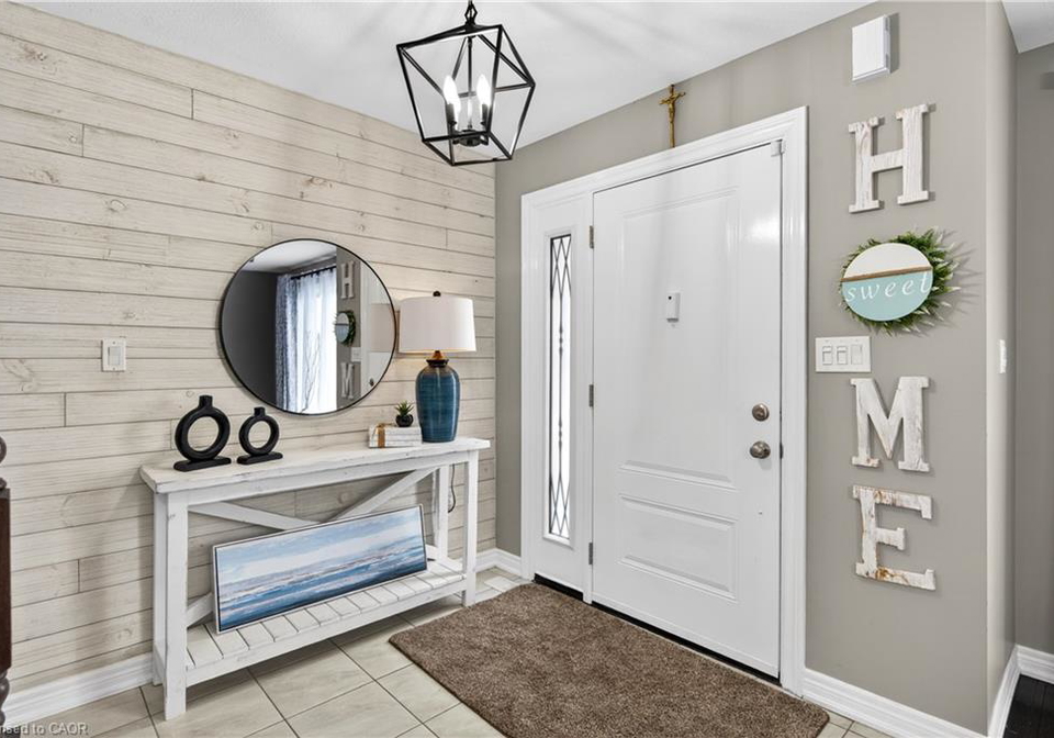 22-linda-crescent-hagersville-ontario-40850693