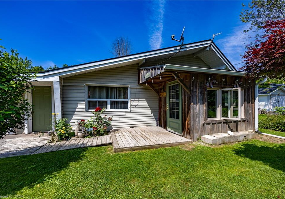 11-barbara-drive-nanticoke-ontario-40850723