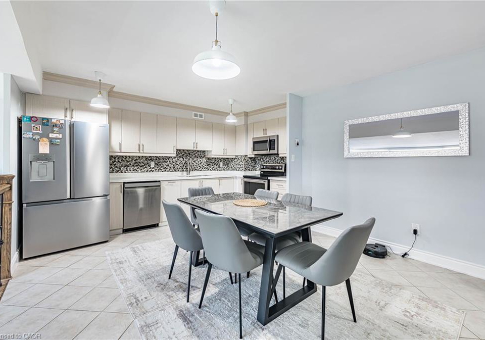 25-four-winds-drive-toronto-ontario-40850730