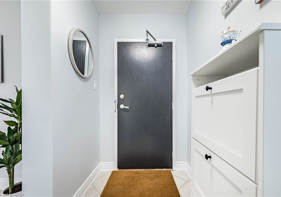 25-four-winds-drive-toronto-ontario-40850730