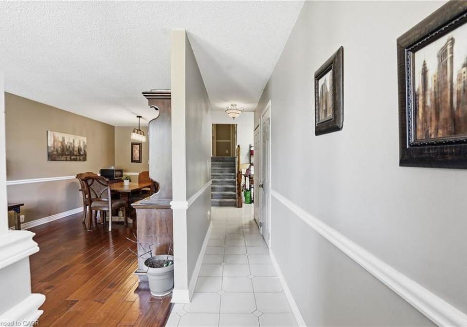 26-titmouse-court-hamilton-ontario-40850776
