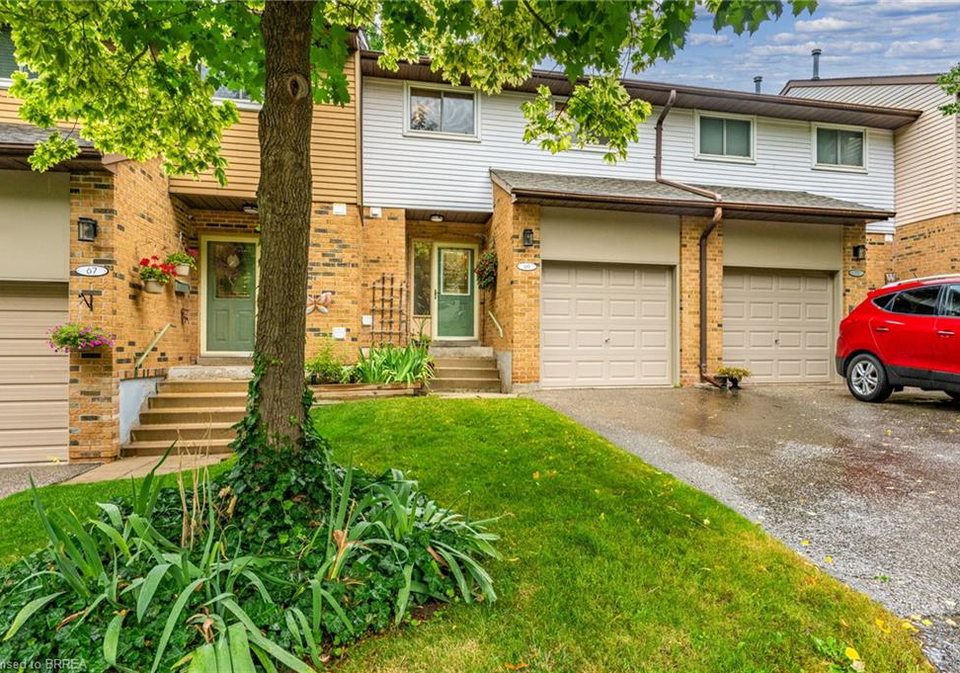 69-lynden-circle-georgetown-ontario-40850777