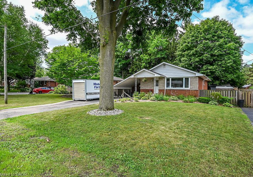 133-berwick-street-caledonia-ontario-40850783