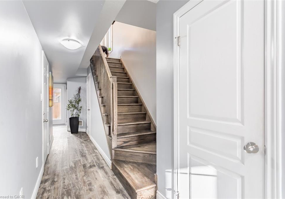 14-kenridge-terrace-stoney-creek-ontario-40850788