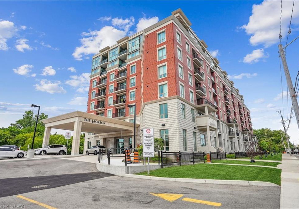 2750-king-street-e-hamilton-ontario-40850803