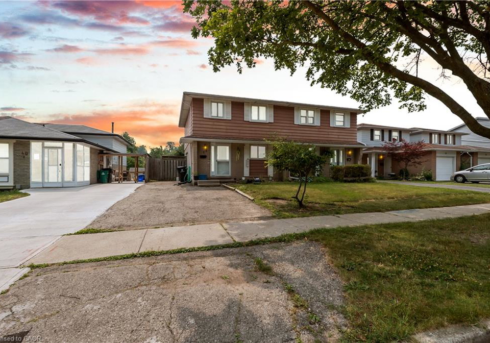 51-shadeland-crescent-kitchener-ontario-40850805