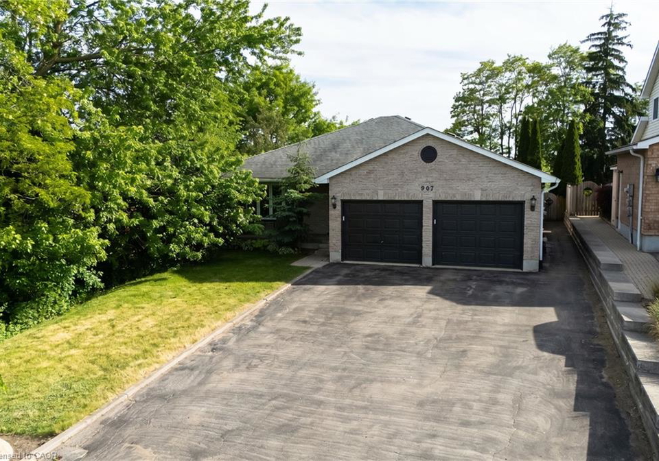 907-doon-village-road-kitchener-ontario-40850811