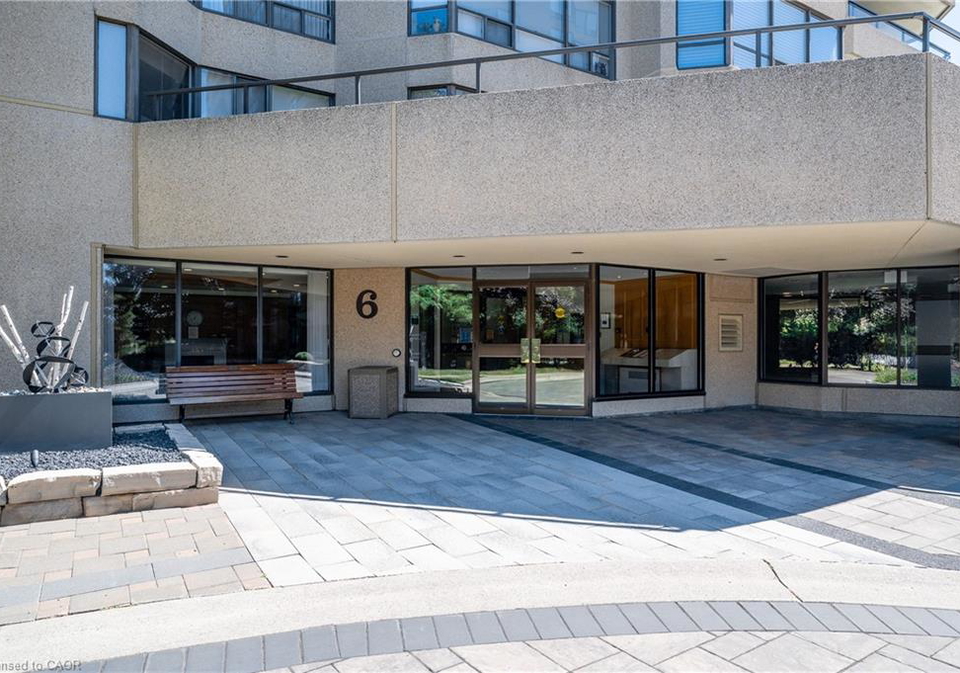6-willow-street-waterloo-ontario-40850813