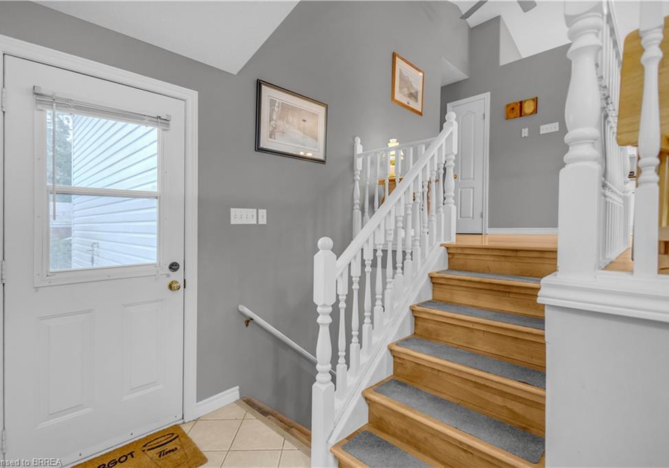 5-passmore-court-brantford-ontario-40850823