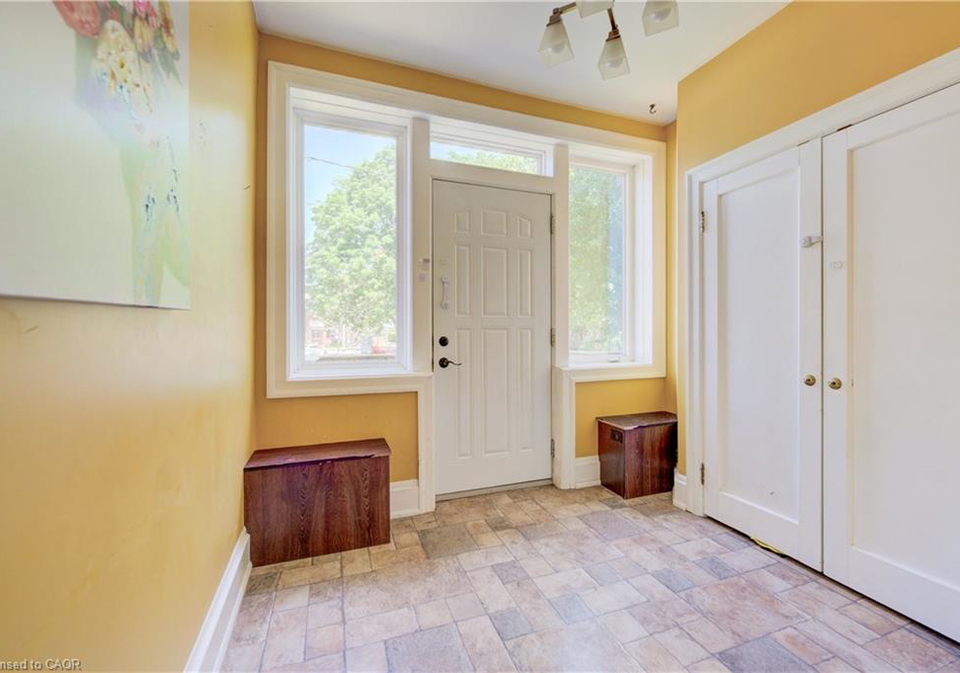 59-west-avenue-kitchener-ontario-40850843