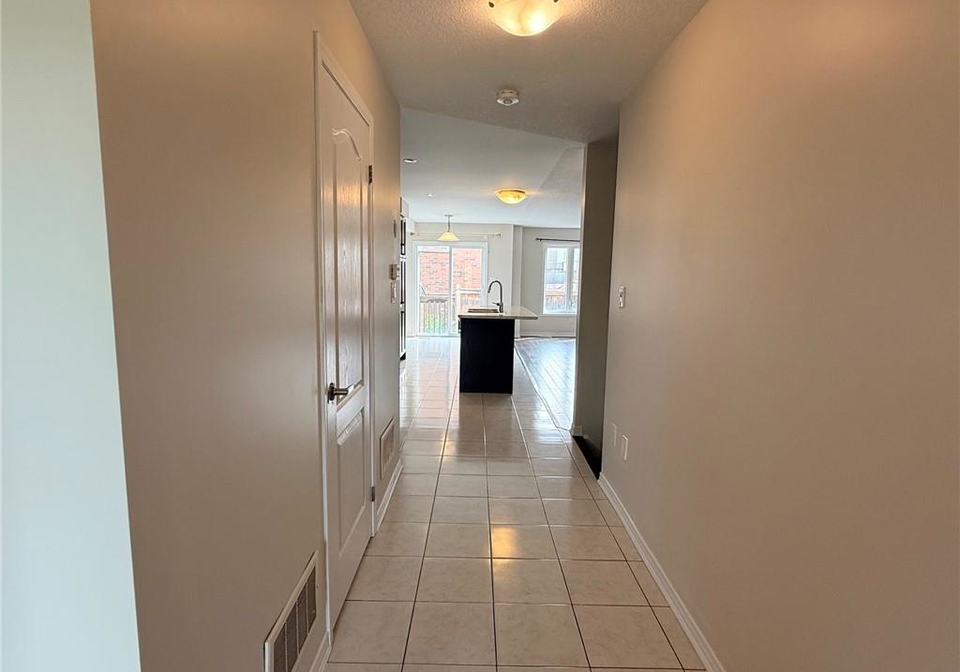 187-thompson-road-caledonia-ontario-40850858