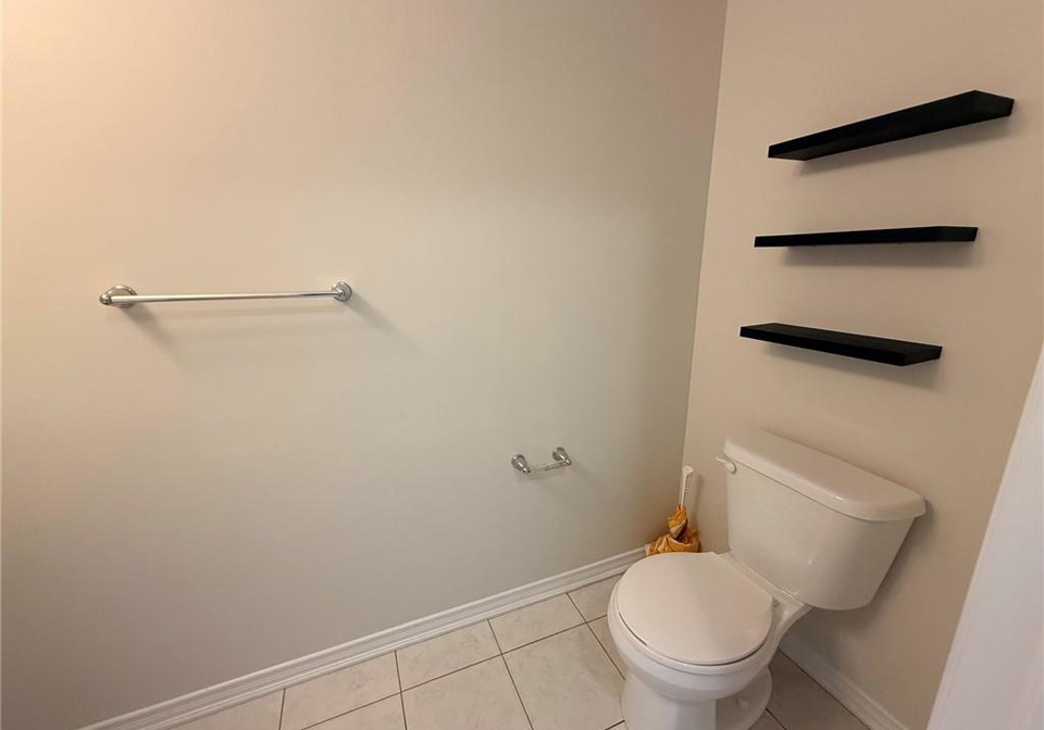 187-thompson-road-caledonia-ontario-40850858